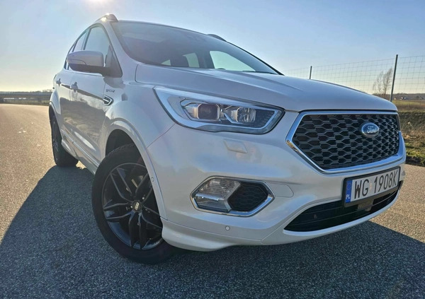 Ford Kuga cena 92500 przebieg: 82000, rok produkcji 2017 z Garwolin małe 466